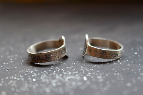 Moon phase, customizable lunar ring in sterling silver