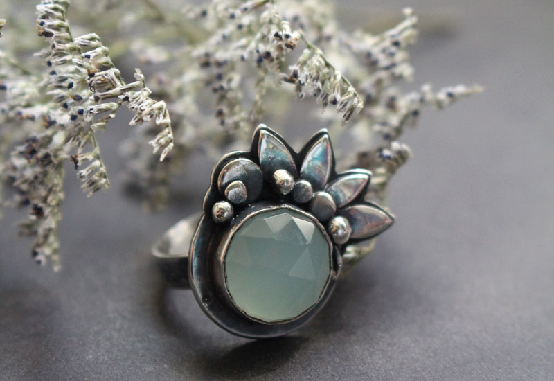 Moonlight water lily, lotus ring in silver and chalcedony