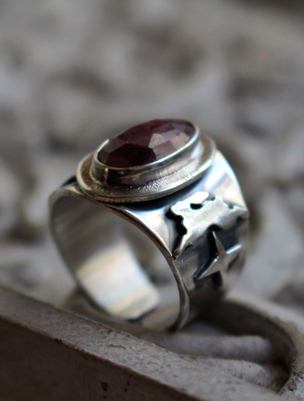 My star, celestial hare ring in sterling silver and ruby
