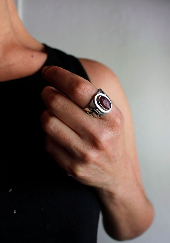 My star, celestial hare ring in sterling silver and ruby