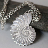 Nautiloide, collar eterno de nautilus en plata