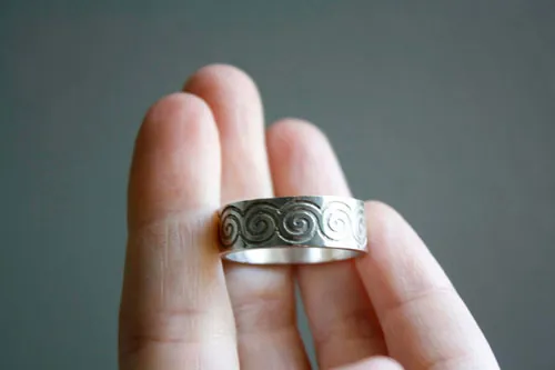 Njord, anillo olas vikingas en plata
