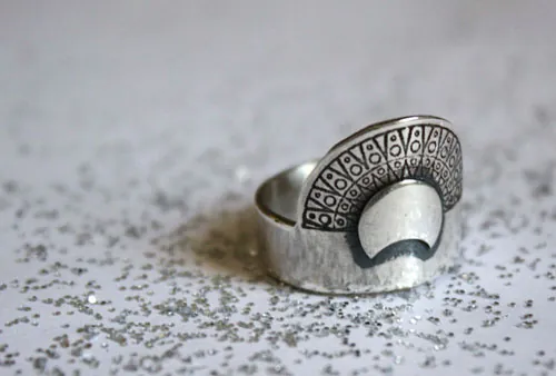 Nokomis, anillo sol y luna de nativo americano en plata