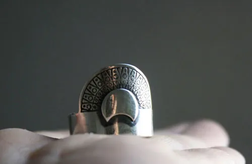 Nokomis, anillo sol y luna de nativo americano en plata