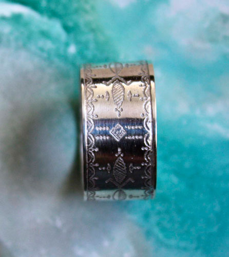 Nómada, anillo tribal étnico tuareg en plata