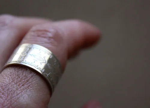 Nómada, anillo tribal étnico tuareg en plata