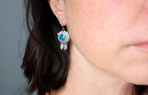 Nova apatita, aretes astronomía en plata y apatita azul