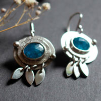Nova Apatite, astronomy earrings in silver and blue apatite