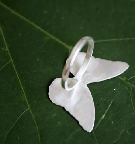 Nymphalidae, anillo mariposa monarca en plata