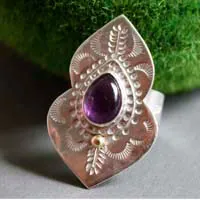 Oditi, anillo amanecer oriental en plata, latón y amatista