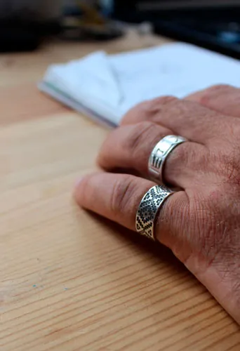 Ojo de Dios, anillo geométrico huichol en plata