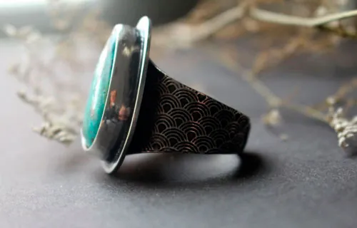Ola azul, anillo mar japonés en plata y crisocola