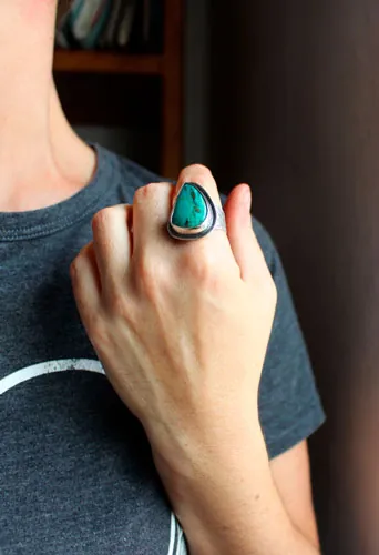 Ola azul, anillo mar japonés en plata y crisocola