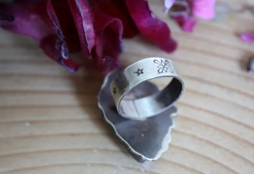 Otra serenata a la luz de la luna, anillo música nocturna en plata y labradorita