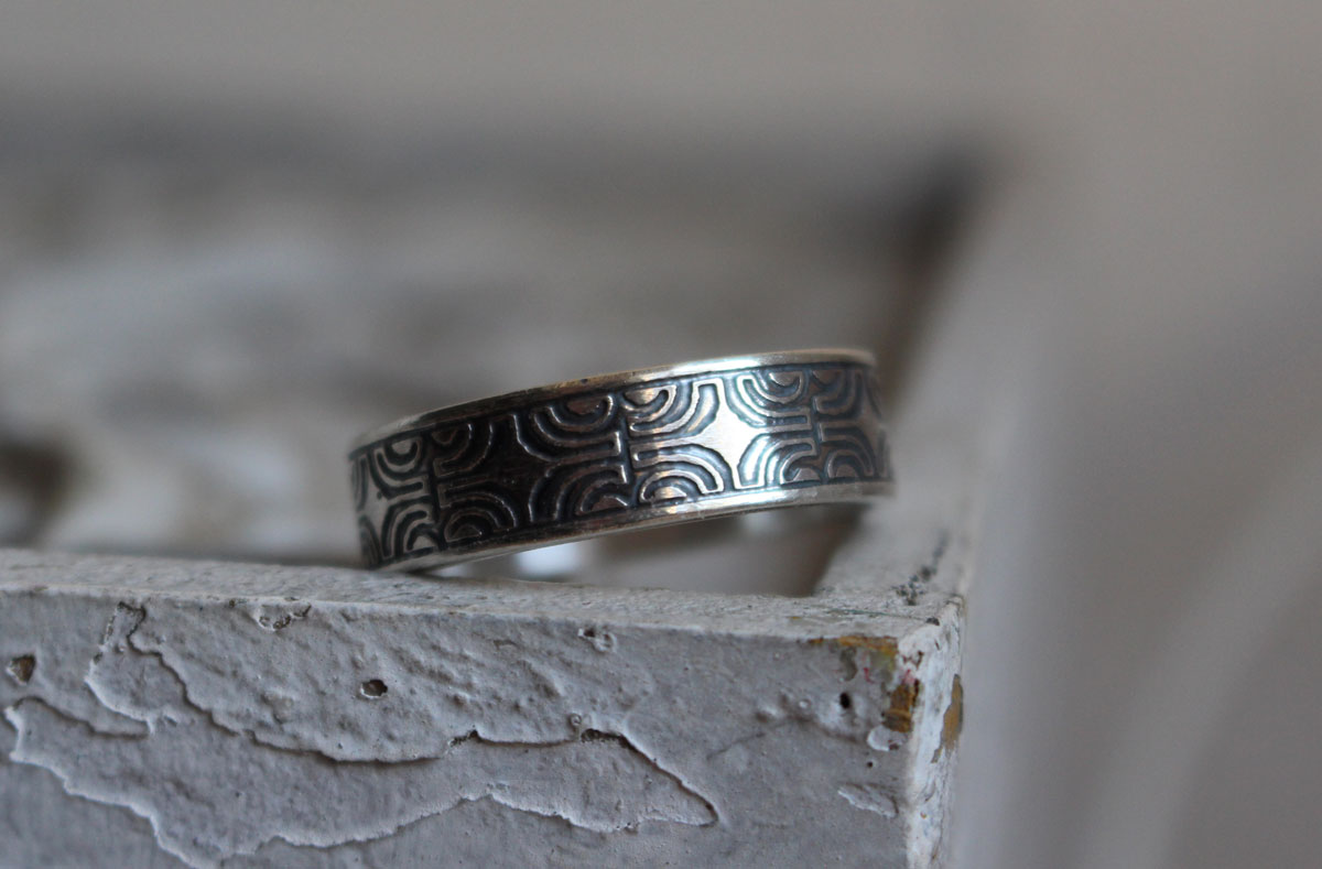 Peka&rsquo;enana, anillo cruz polinesia en plata