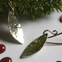 Pétalos, aretes pétalo de flor en plata