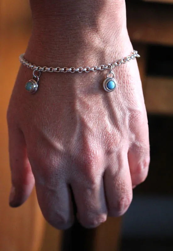 Piedras de nacimiento, pulsera familia en plata, ópalo, turquesa y ónix