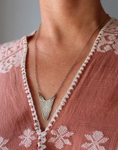 Plenitud, collar tótem bisonte en plata