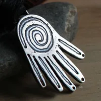 Poder creativo, collar mano olmeca en plata