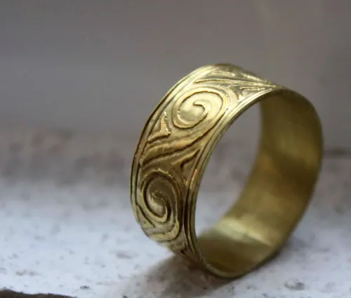 Poseidón, anillo olas griegas en latón