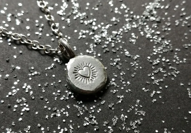 Promesa, collar corazón apasionado en plata