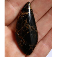 Obsidiana con bronce