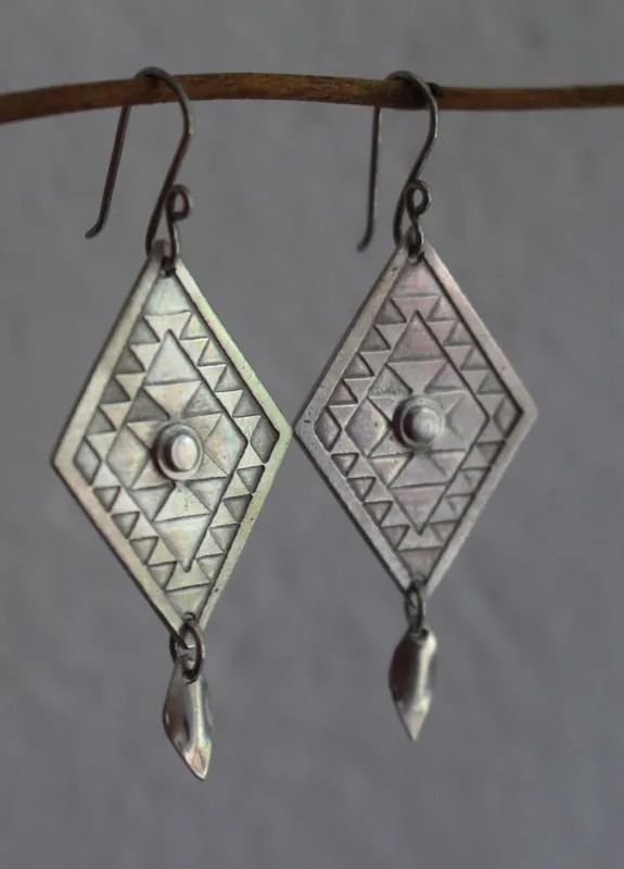 Quetzaly, aretes rombo mexicano en plata