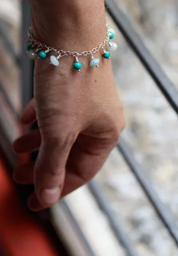 Raíz, pulsera aguas tropicales en plata, amazonita y turquesa