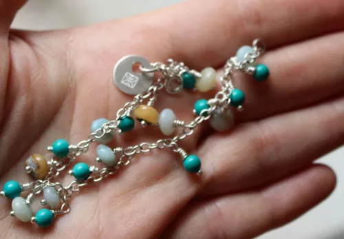 Raíz, pulsera aguas tropicales en plata, amazonita y turquesa