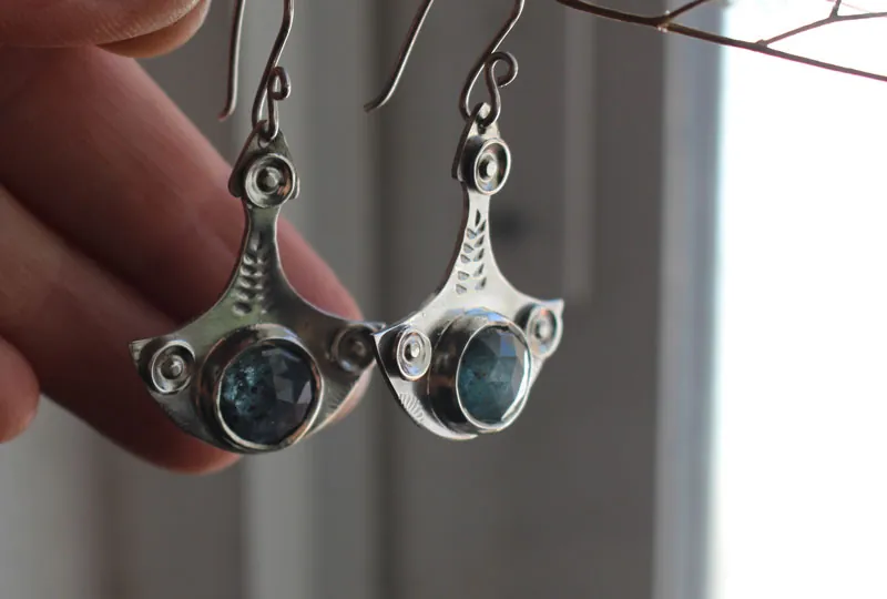 Renacer, aretes renuevo en plata y cianita