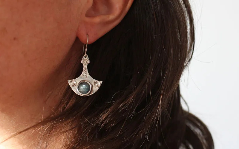 Renacer, aretes renuevo en plata y cianita