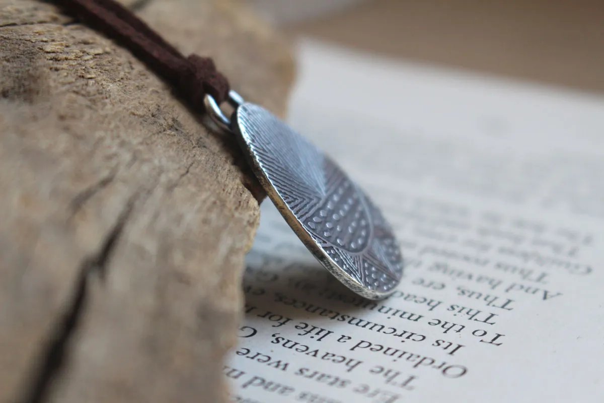 Riji, collar aborigen de Australia en plata