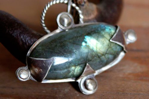 Rosa de los vientos, dije brújula vikinga en plata y labradorita