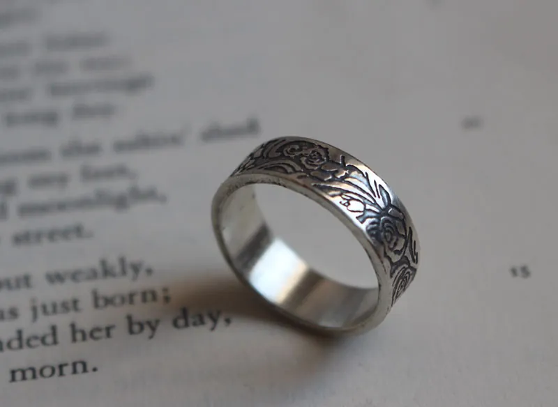 Rosa, anillo flor romántica de rosal en plata