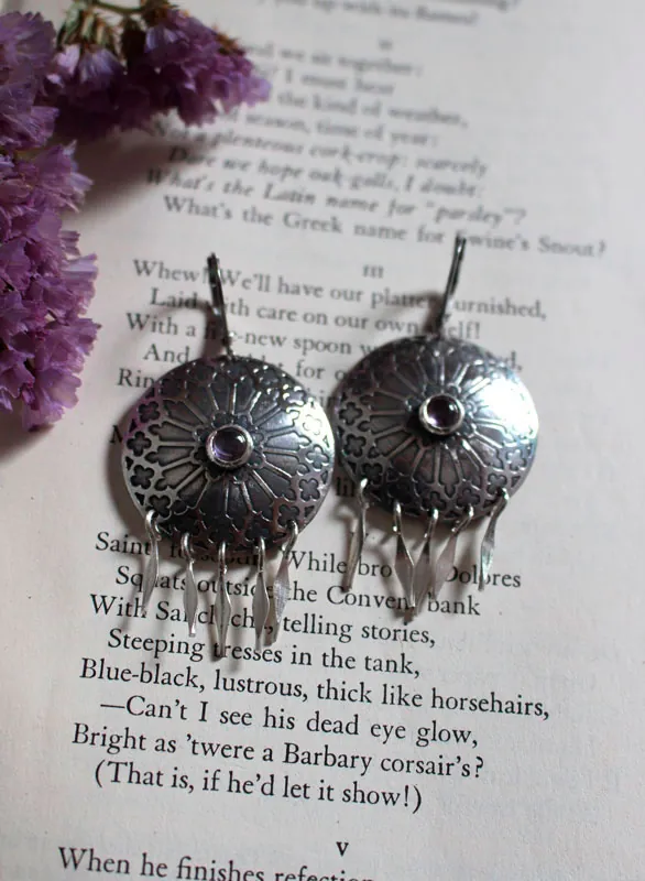 Roseta, aretes vitral medieval en plata y zircón