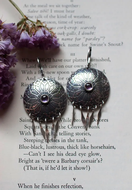 Roseta, aretes vitral medieval en plata y zircón