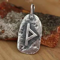 Runa, dije celta en plata