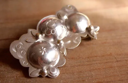 Sakura, broche flores en plata