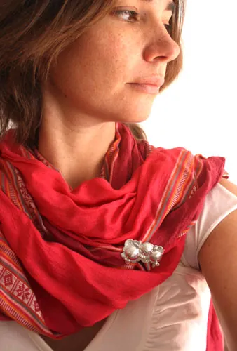 Sakura, broche flores en plata