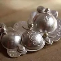 Sakura, broche flores en plata