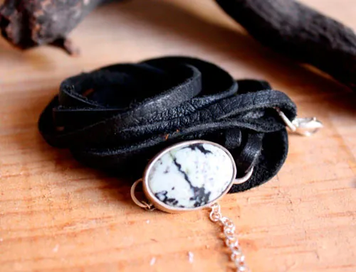 Sapheda, pulsera pureza y fuerza en plata, cuero y ágata dendrítica
