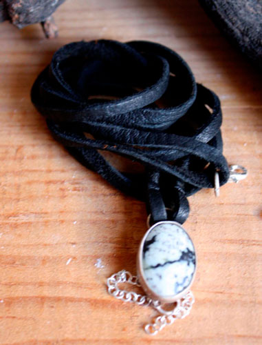 Sapheda, purity and strength bracelet in silver, leather, and dendritic agate
