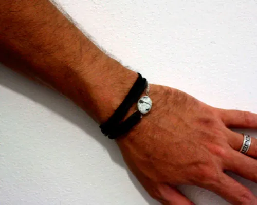 Sapheda, pulsera pureza y fuerza en plata, cuero y ágata dendrítica