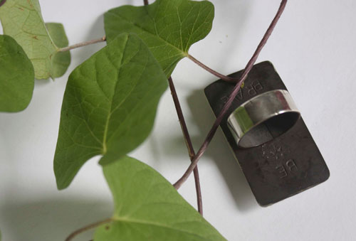 Sé valiente, anillo de aliento en plata y jaspe Deschutes