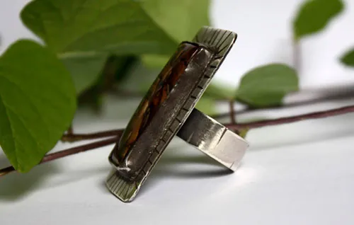 Sé valiente, anillo de aliento en plata y jaspe Deschutes
