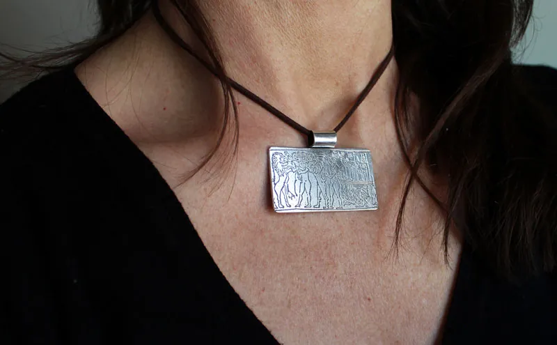 Sello cilíndrico del rey de Kish, collar mesopotámico en plata