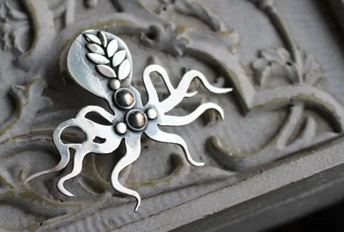 Señor pulpo, broche pulpo elegante en plata