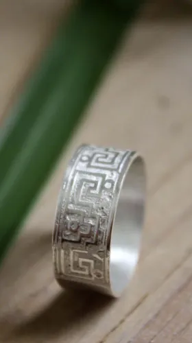Serpiente de agua, anillo zapoteca de México en plata