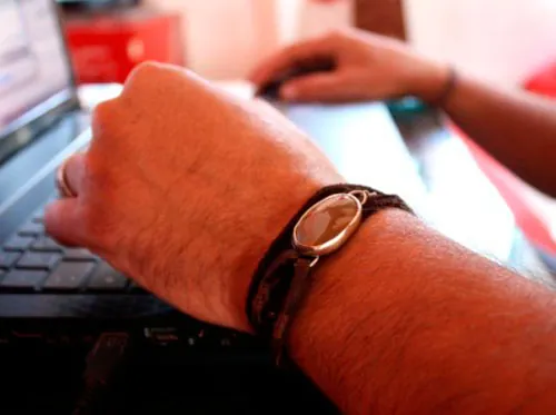 Shandar, pulsera desierto en plata, cuero y jaspe paisaje