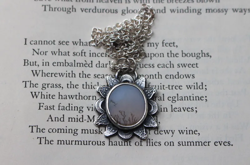 Sol de invierno, collar naturaleza en plata y ágata dendrítica